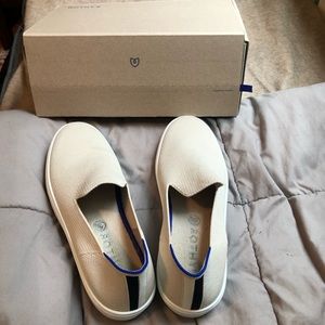Rothys Sand Sneakers with box & molds size 7.5